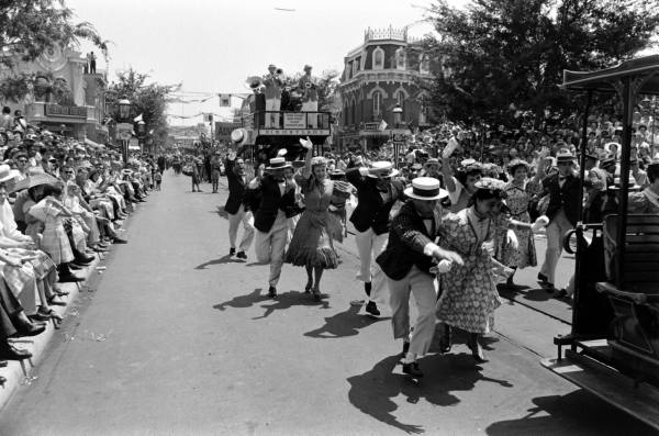 5f145ea3d39b321d_landing